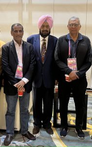 Prwsident POA Arif Hassan and secetary Khalid Mehmood with acting president of Olympc council of asia